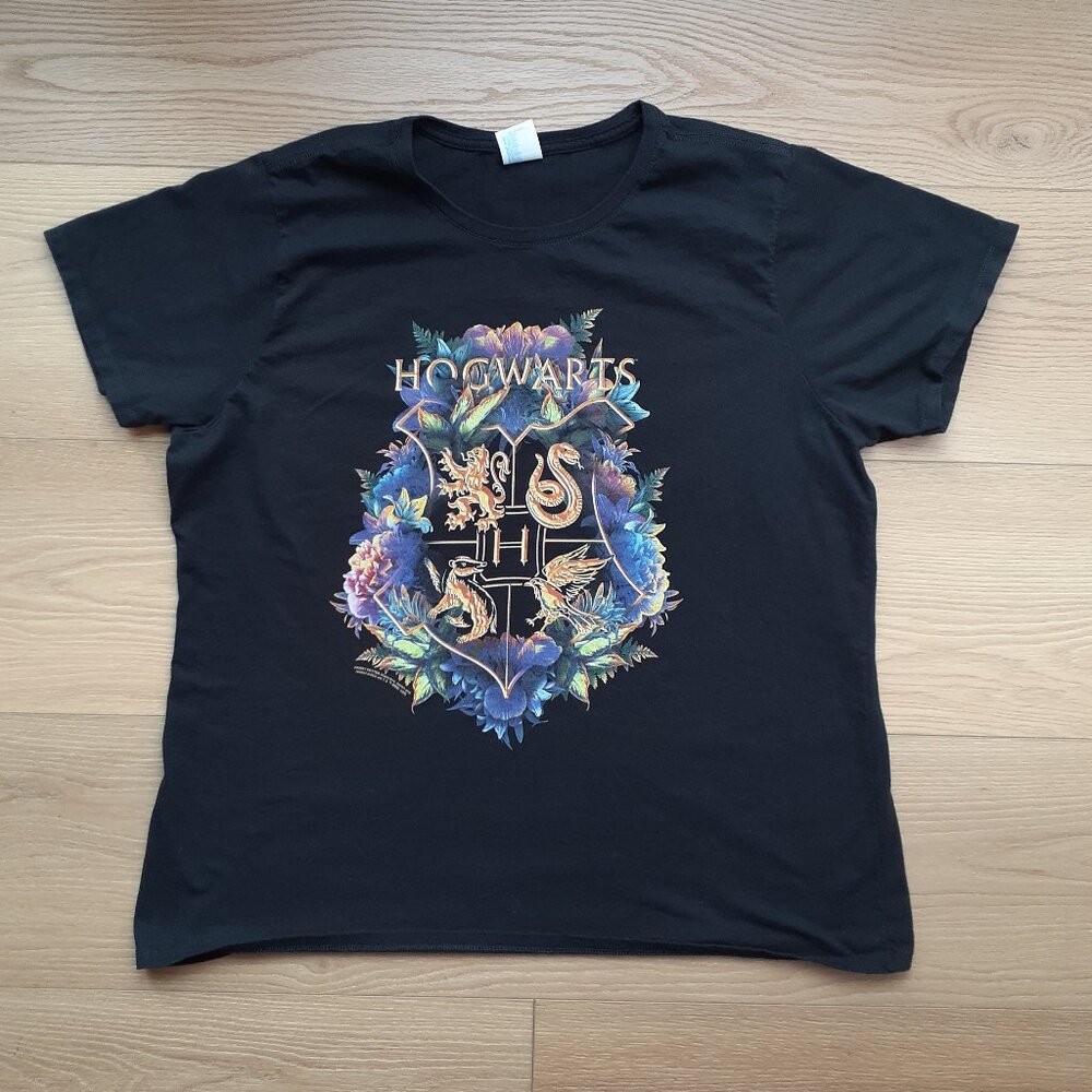 Hogwarts Crest - Floral Design - New Women's XXL Black T-Shirt